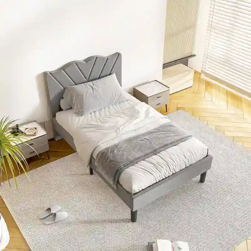 Lit plateforme double tapissé avec tête de lit rembourrée, cadre en métal, gris