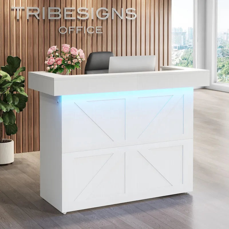 Bureau d'accueil avec lumière, bureau d'accueil moderne avec 2 œillets
